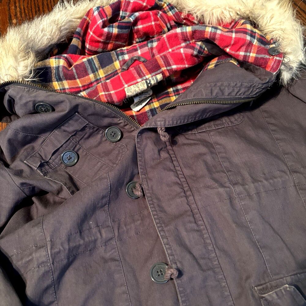 Billabong Jacket Womens M Gray  Faux Fur Red Plaid Flannel Lined Chore Parka